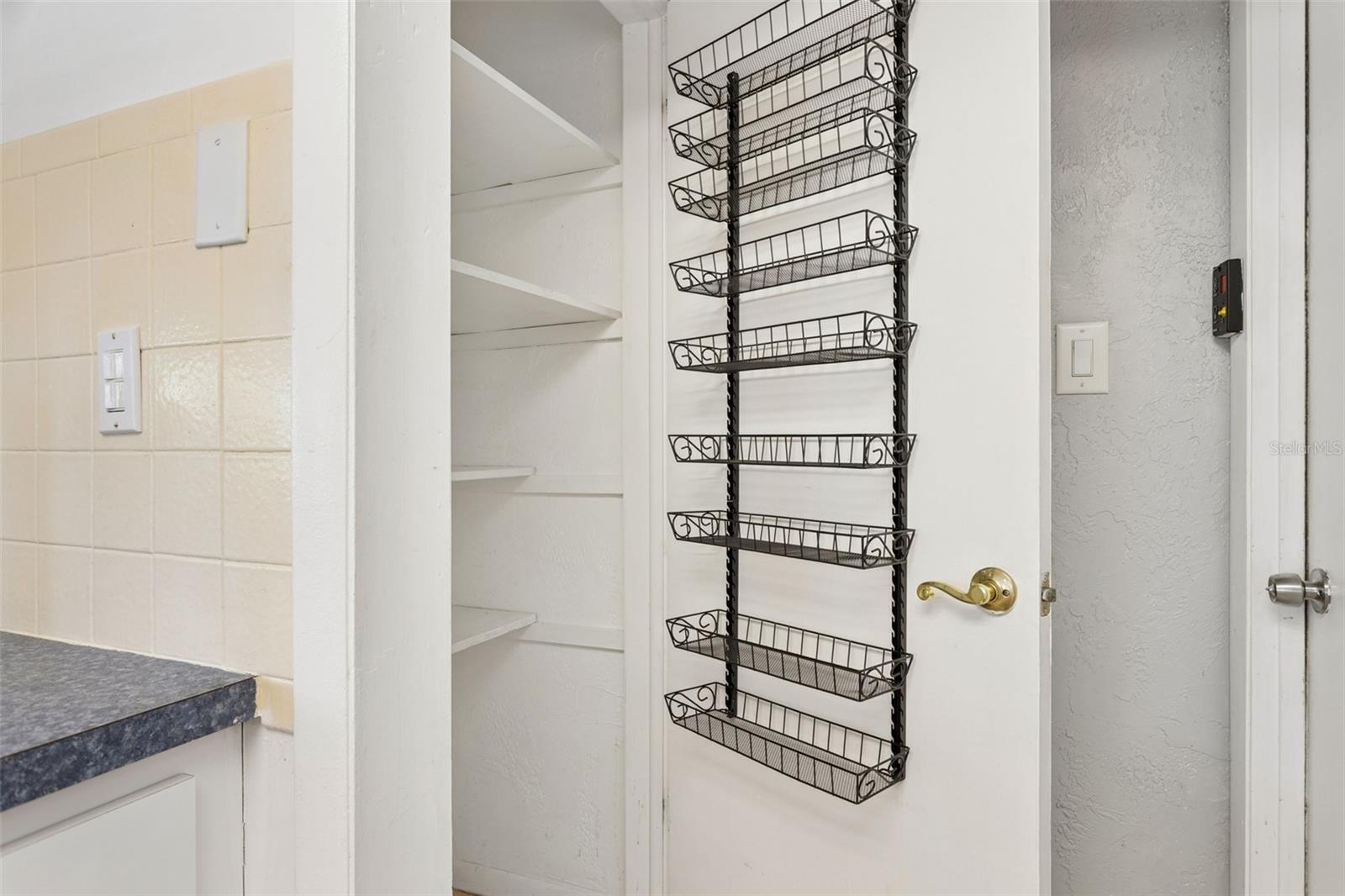 Image 12 of 35 For 1354 Buckingham Dr