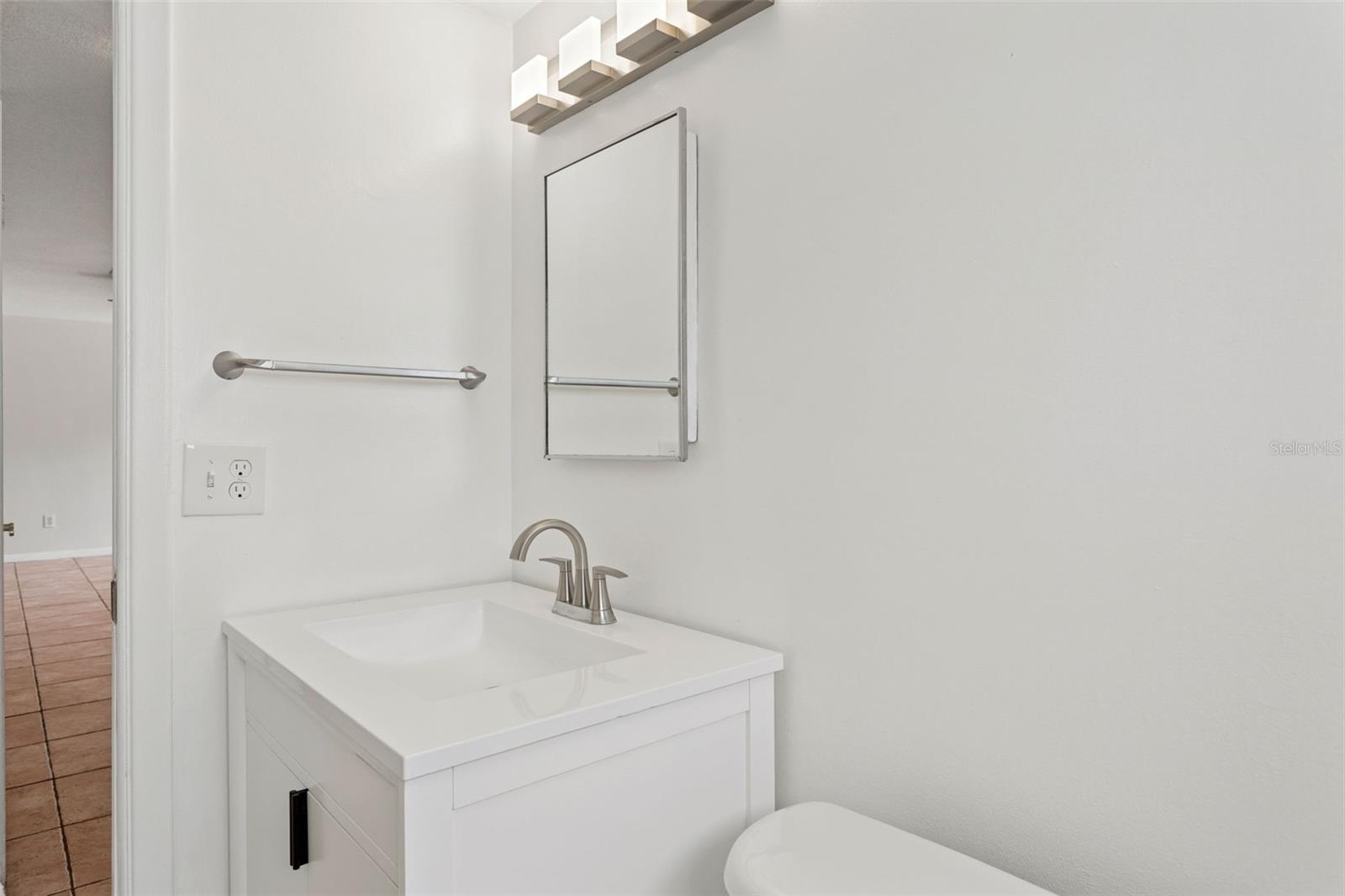 Image 14 of 35 For 1354 Buckingham Dr