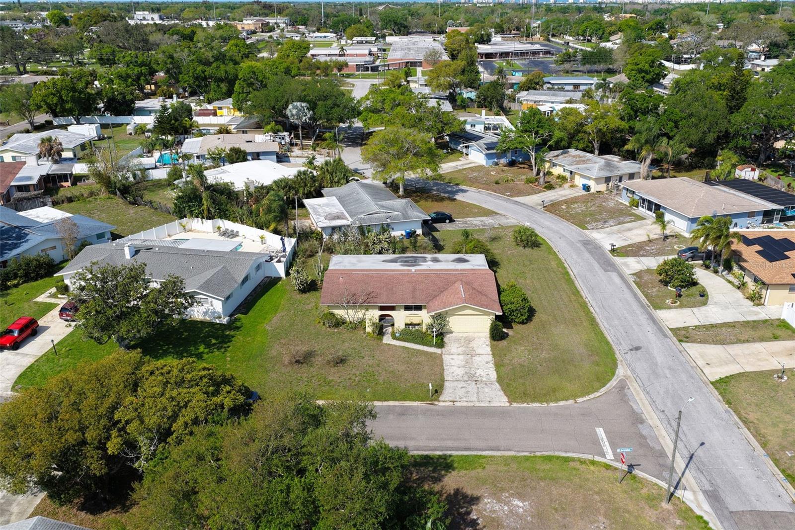 Image 29 of 35 For 1354 Buckingham Dr