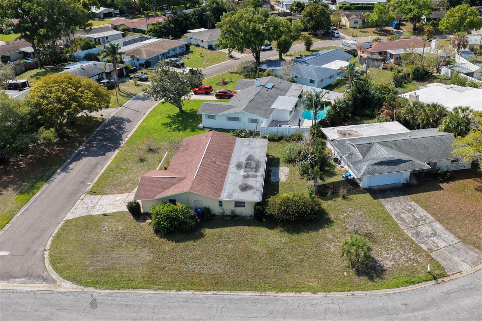 Image 32 of 35 For 1354 Buckingham Dr