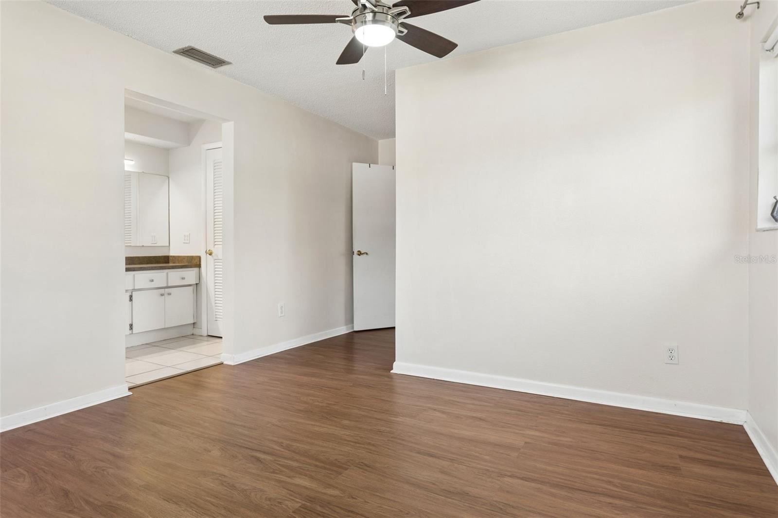 Image 7 of 35 For 1354 Buckingham Dr