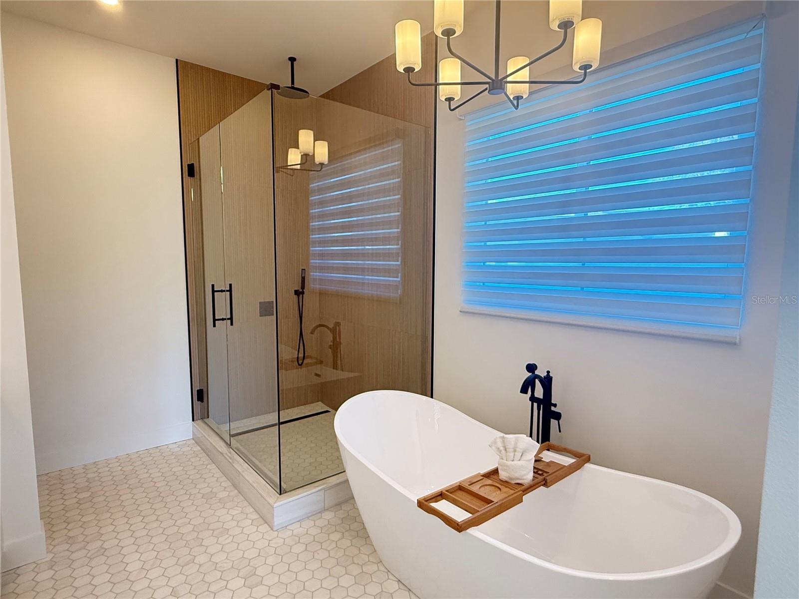 Image 13 of 23 For 4584 17th Avenue N