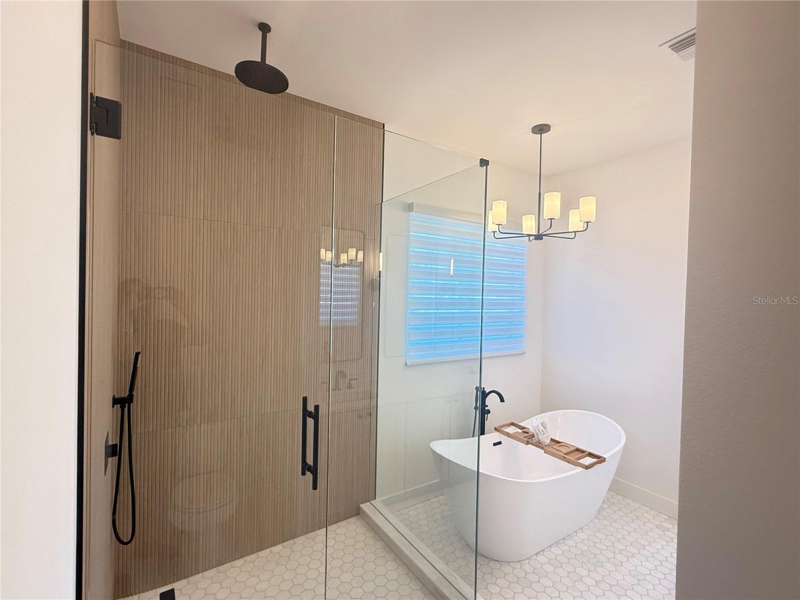 Image 14 of 23 For 4584 17th Avenue N