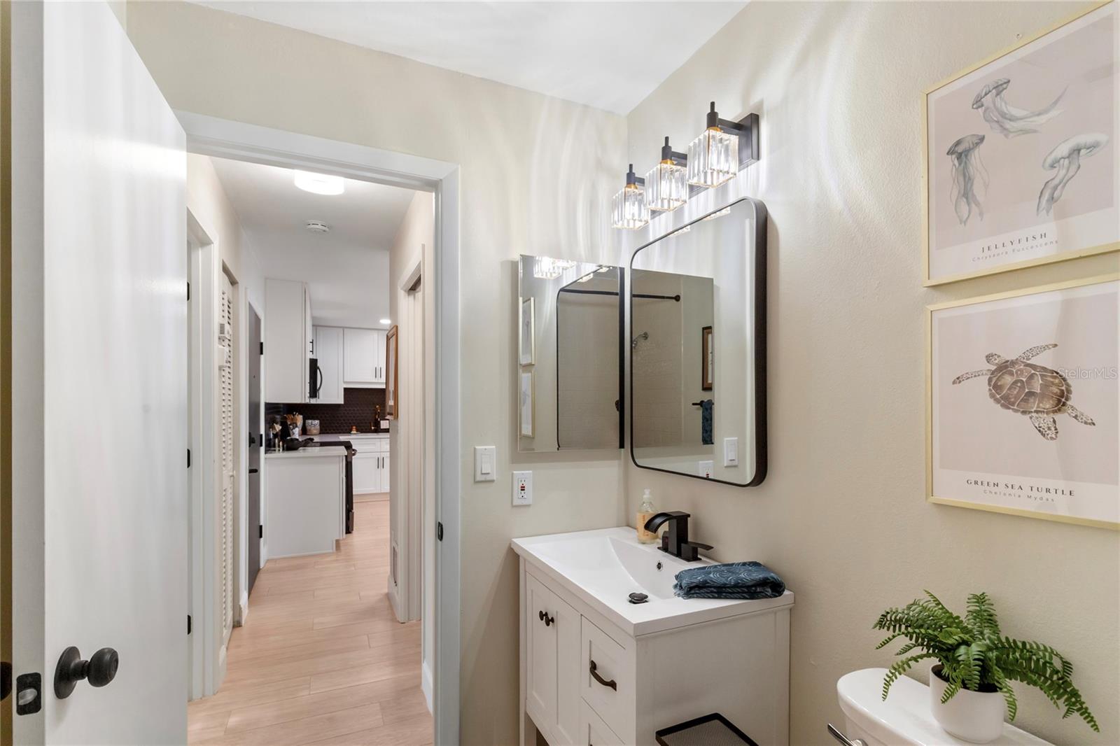 Image 23 of 53 For 3887 Catalina Drive