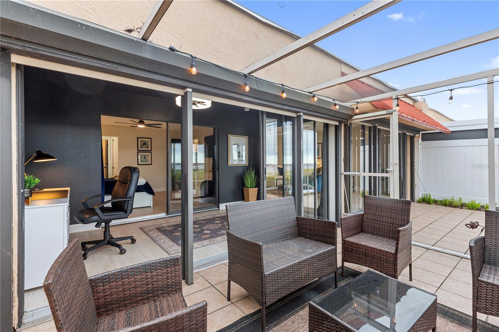 Image 36 of 53 For 3887 Catalina Drive