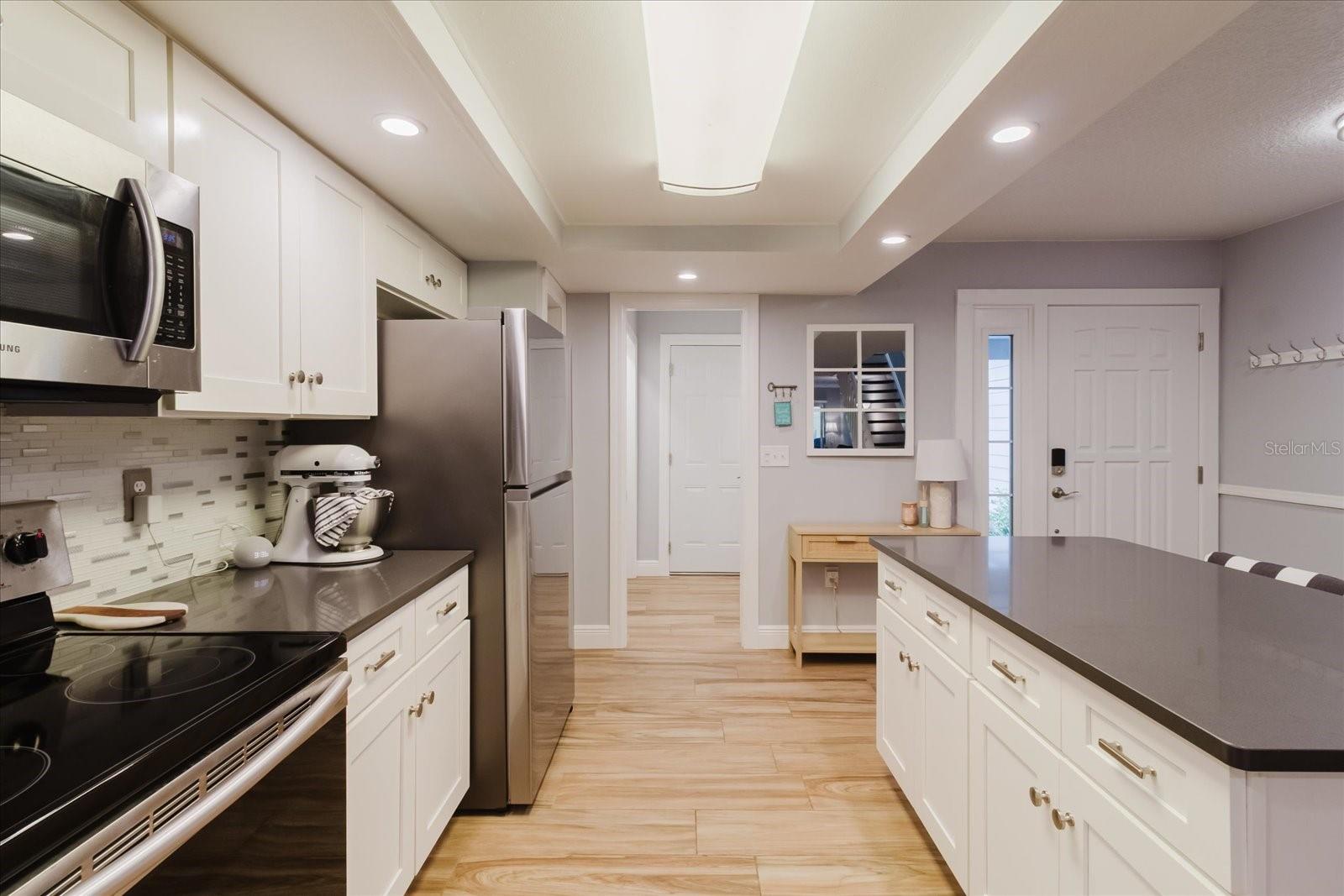 Image 12 of 58 For 208 St Ives Dr