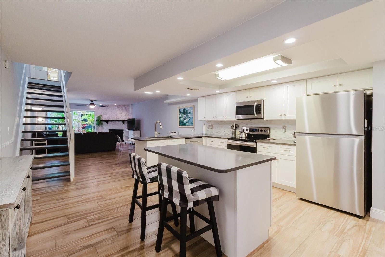 Image 16 of 58 For 208 St Ives Dr