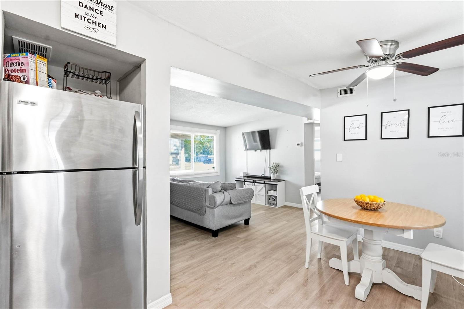 Image 19 of 34 For 10480 111th Avenue