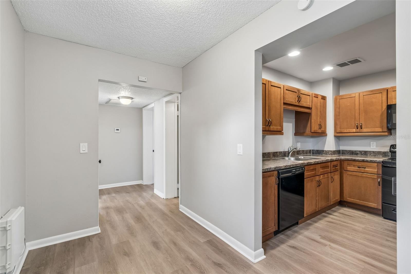 Image 20 of 42 For 3516 Mcelroy Avenue