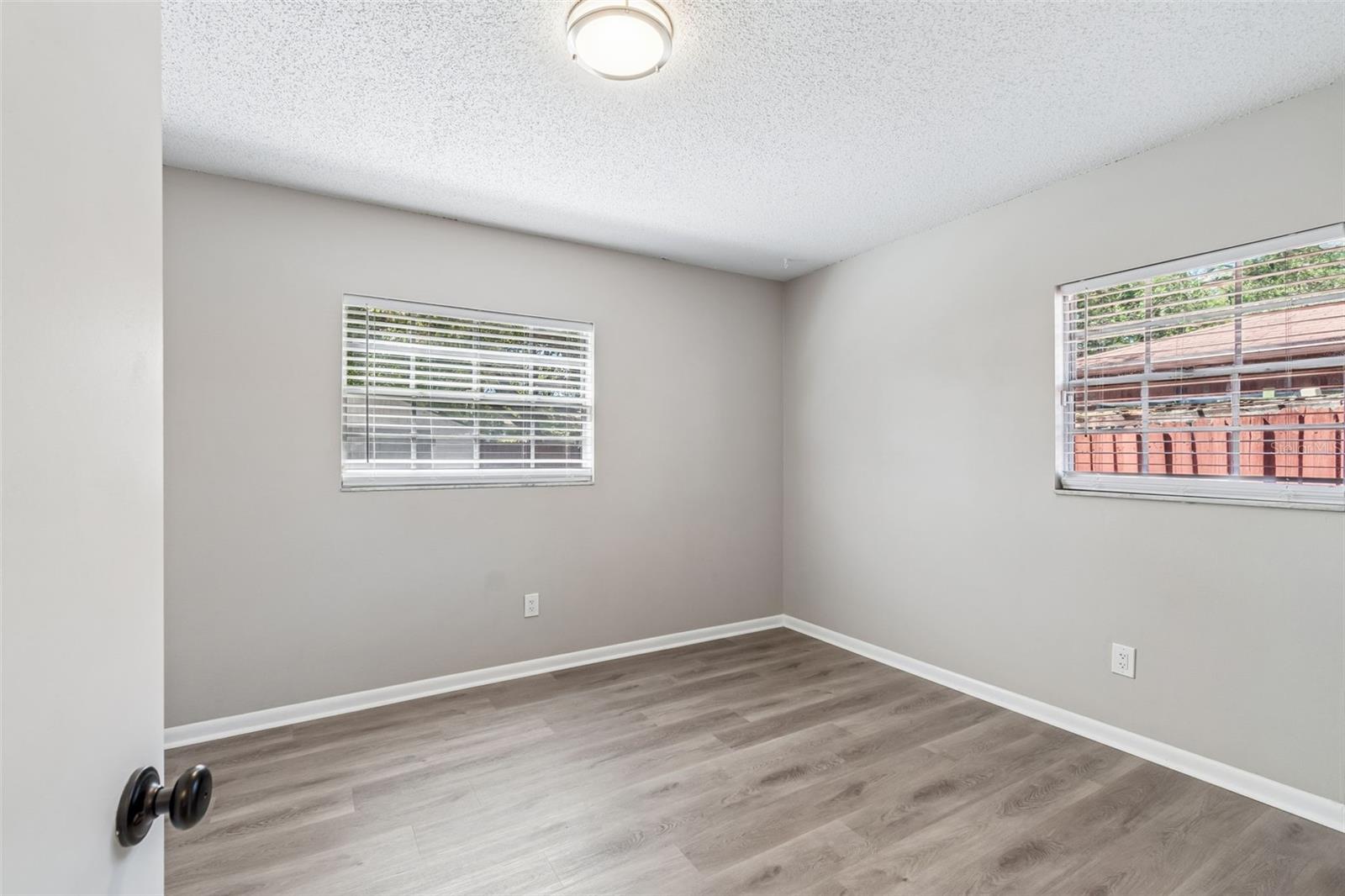 Image 25 of 42 For 3516 Mcelroy Avenue