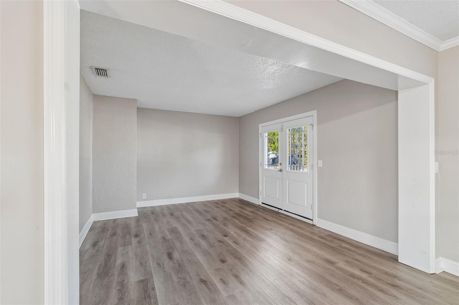 Image 6 of 42 For 3516 Mcelroy Avenue