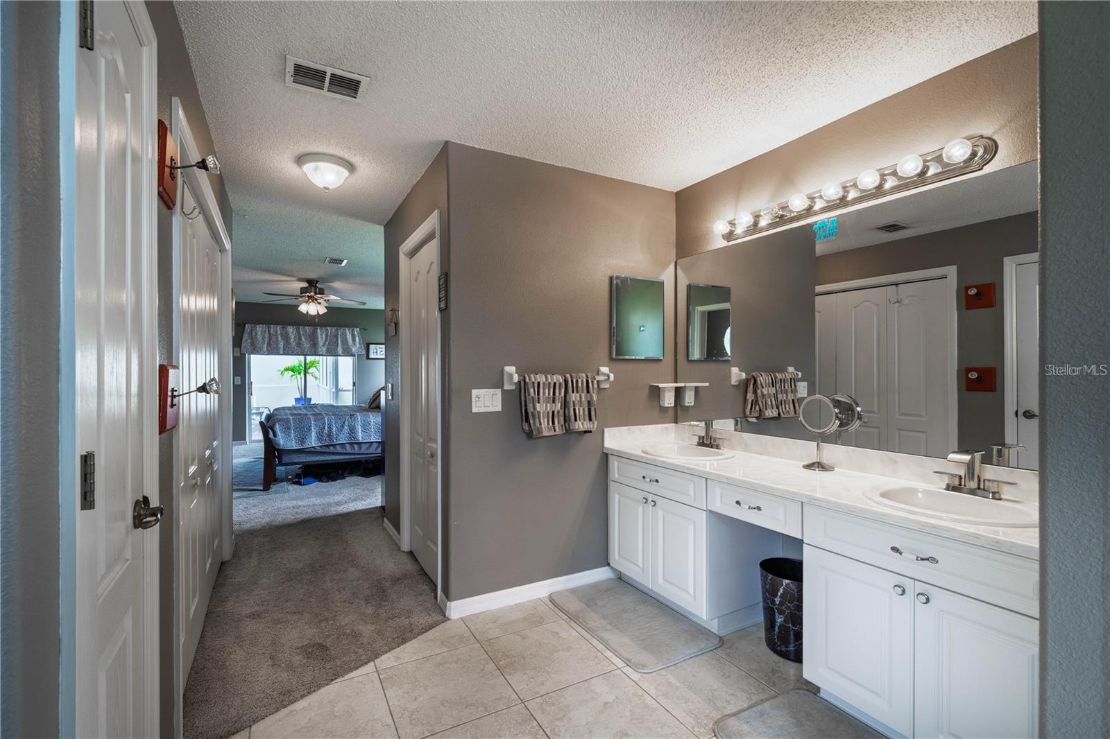 Image 16 of 36 For 9105 Robin Nest Drive