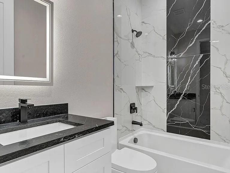 Image 14 of 31 For 2835 60th Avenue N