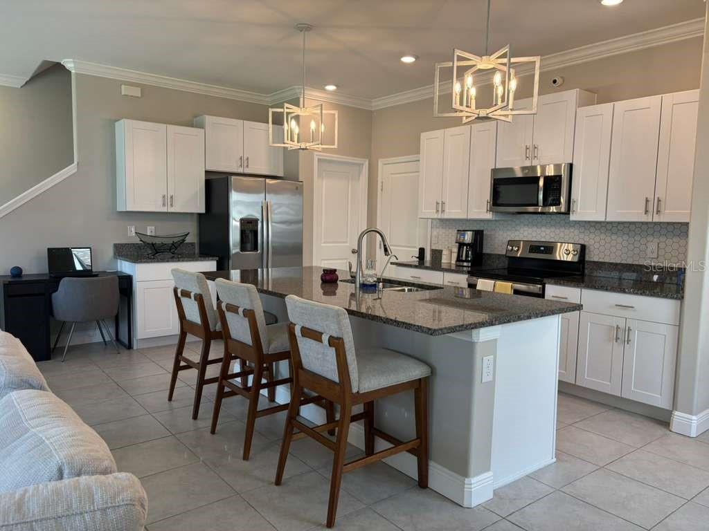 Listing photo id 10 for 21834 Adriatic Lane