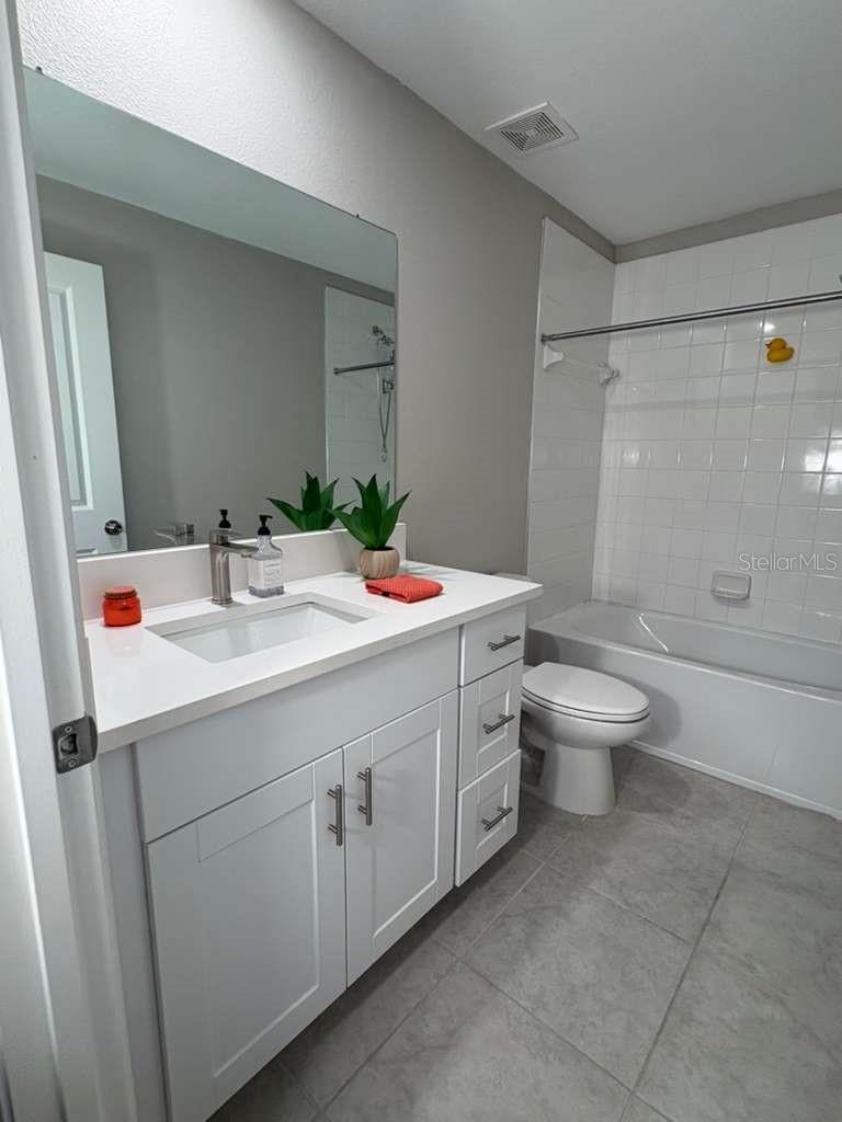 Listing photo id 27 for 21834 Adriatic Lane