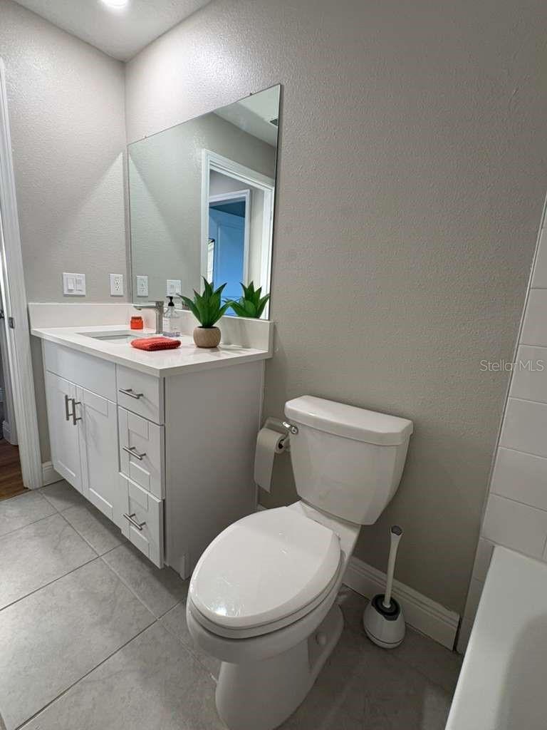 Listing photo id 28 for 21834 Adriatic Lane