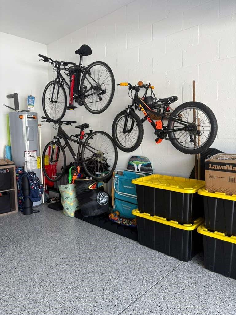 Listing photo id 41 for 21834 Adriatic Lane