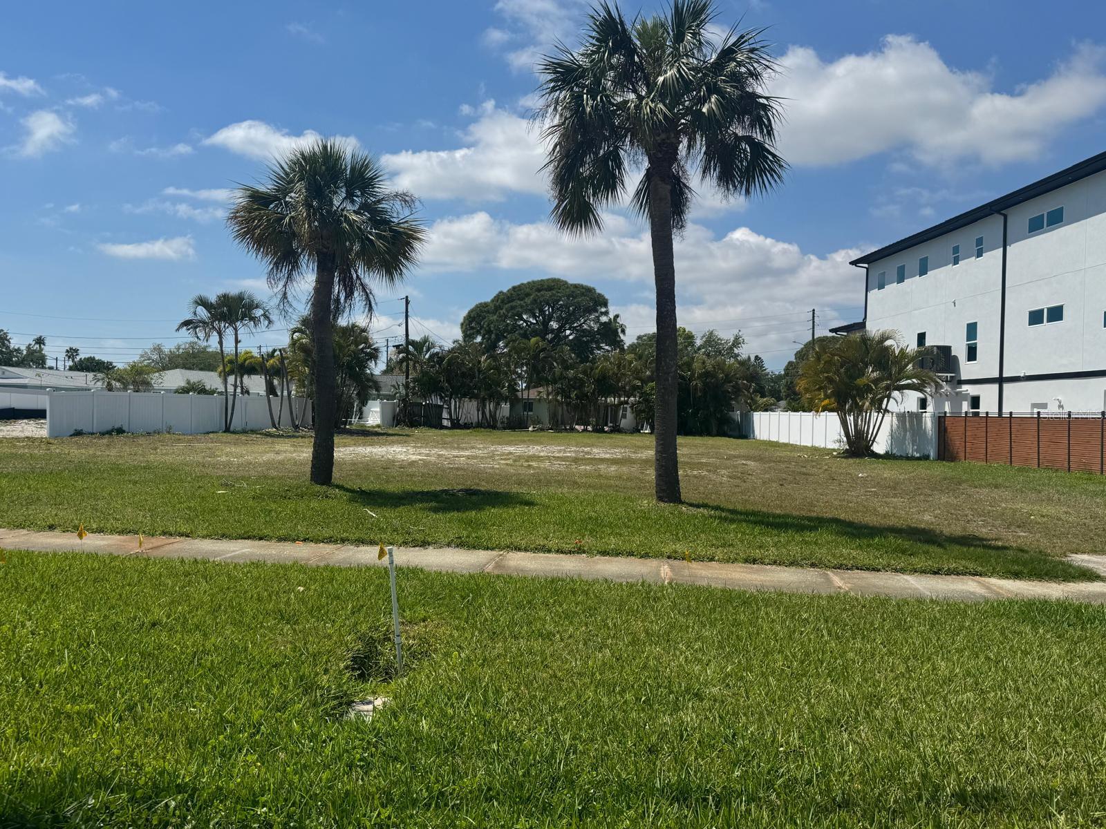 Image 2 of 4 For 6046 Bayou Grande Boulevard Ne