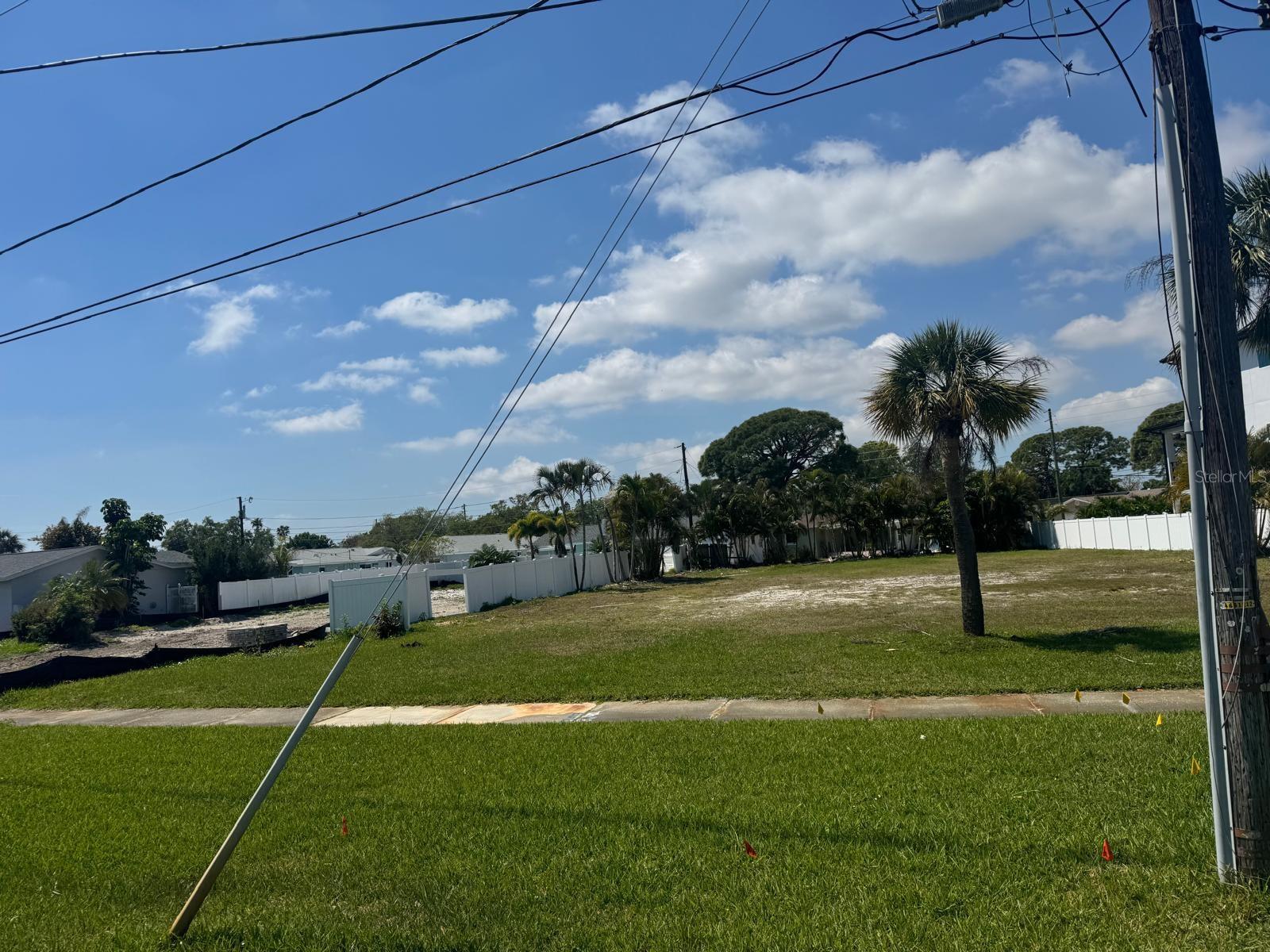 Image 3 of 4 For 6046 Bayou Grande Boulevard Ne