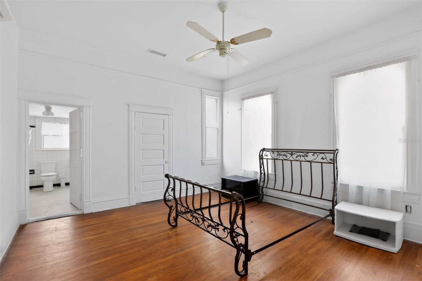 Image 13 of 30 For 4309 Lafayette Street