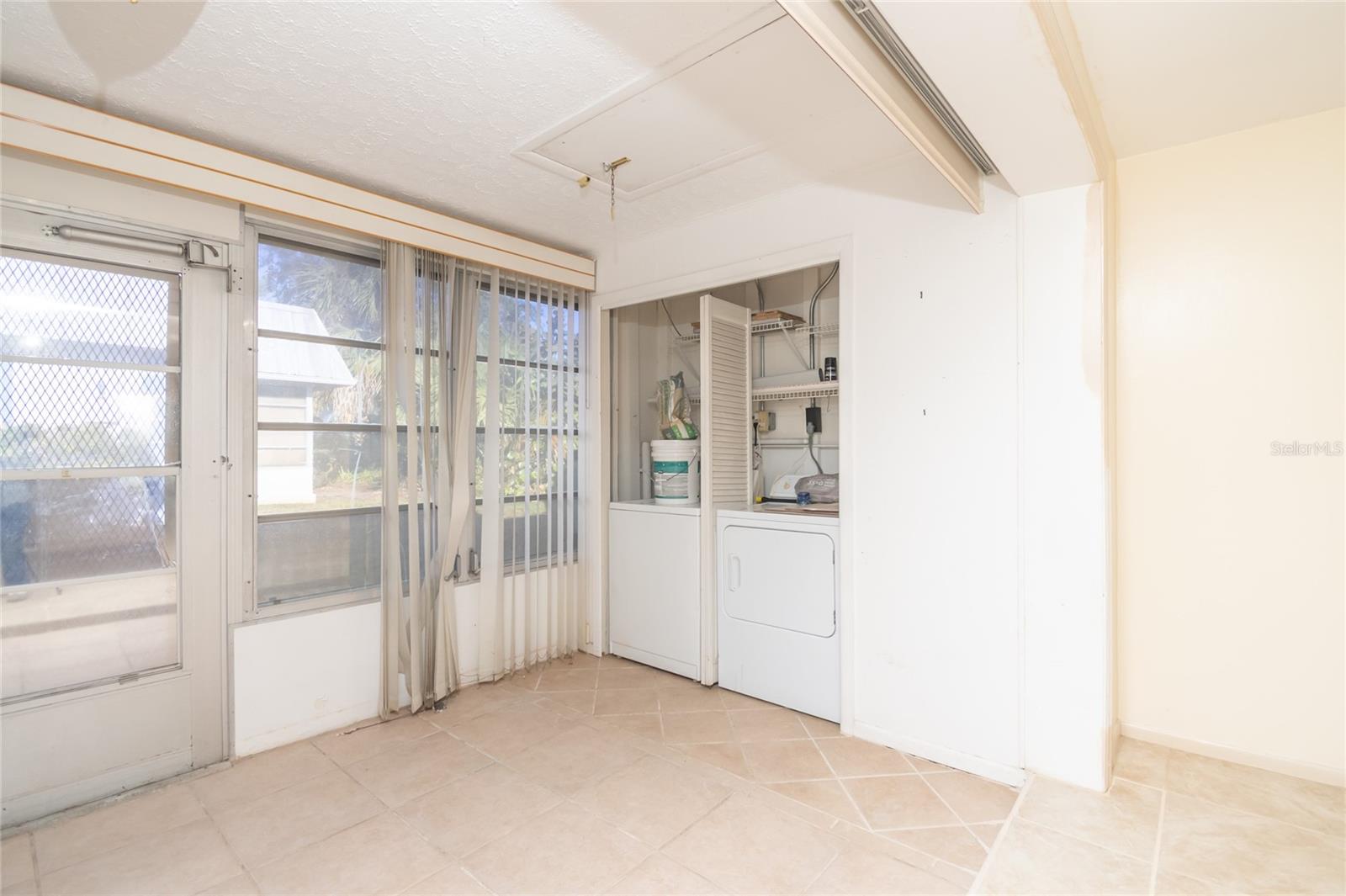 Image 31 of 44 For 4209 Tamargo Drive 4209