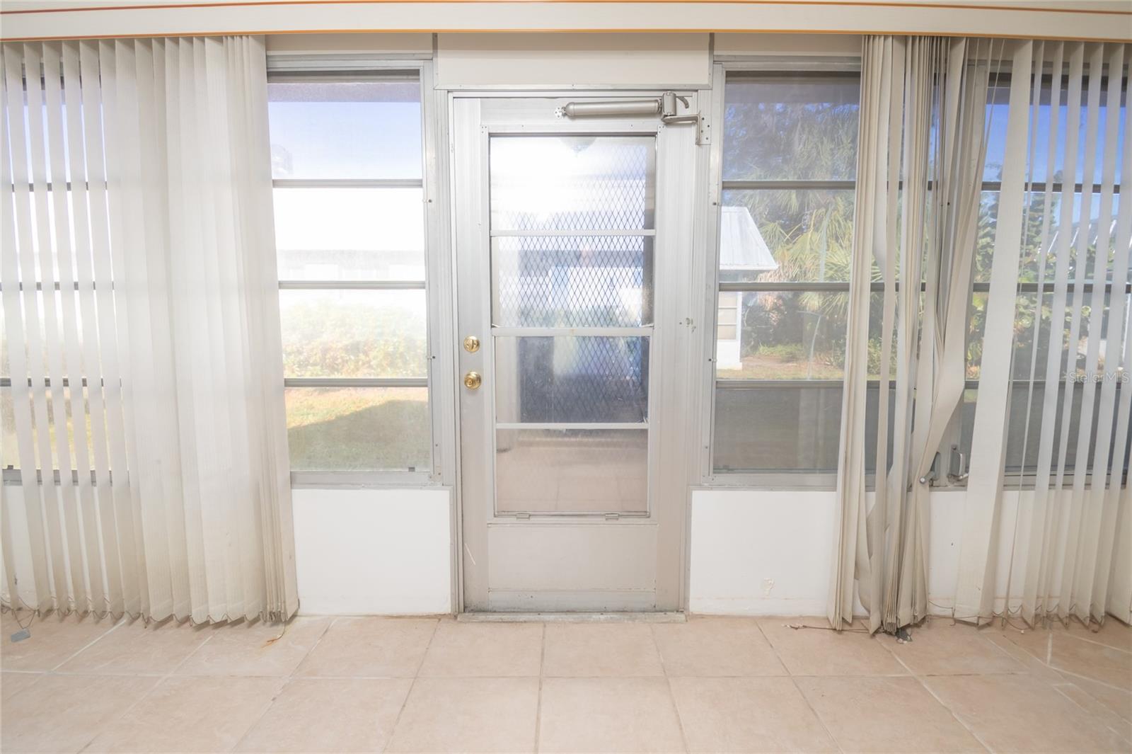 Image 35 of 44 For 4209 Tamargo Drive 4209