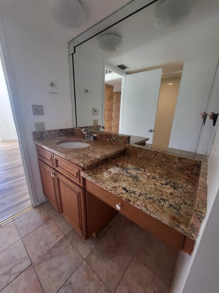 Image 11 of 15 For 7400 Sun Island Drive S 205