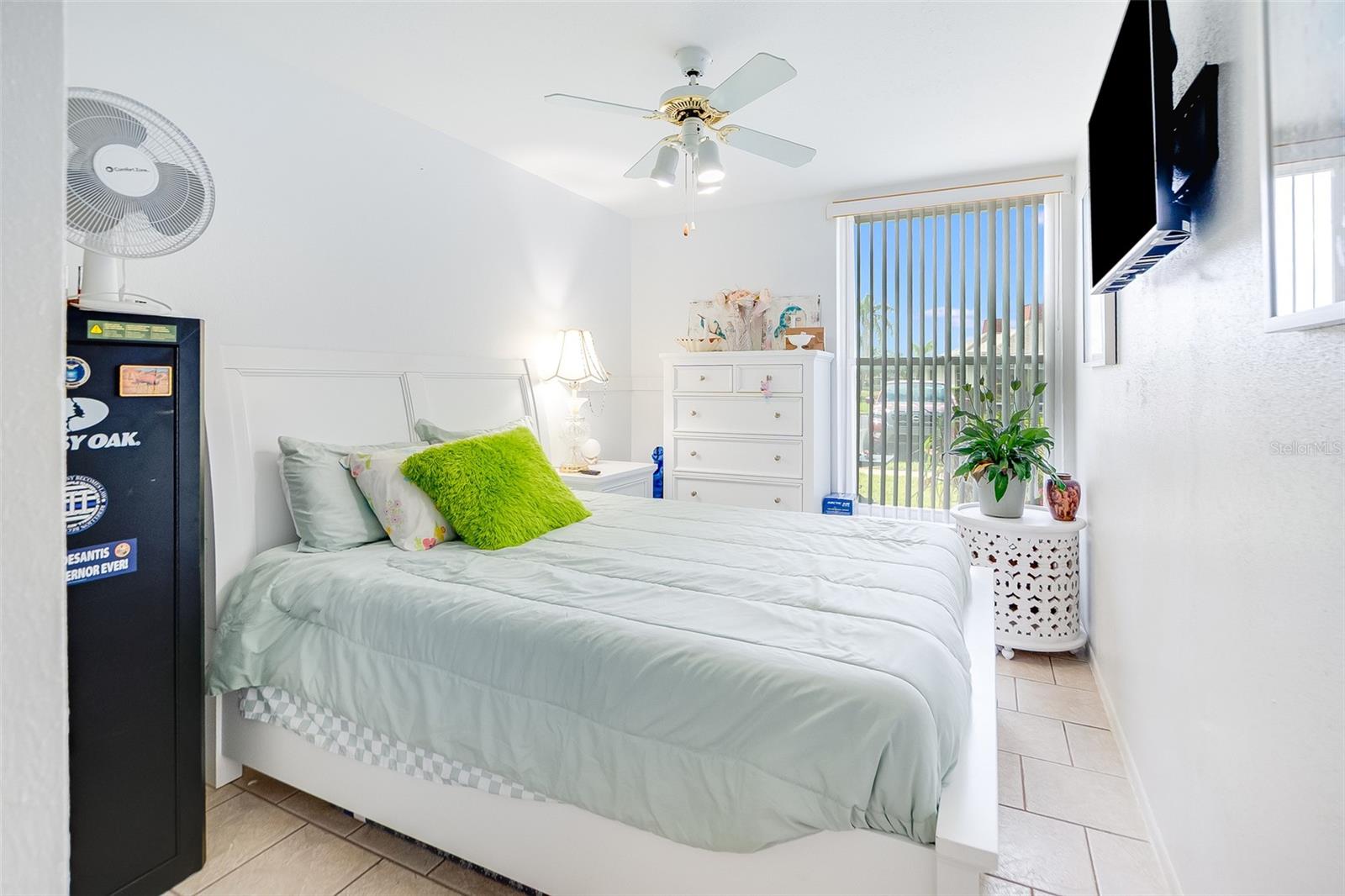 Image 13 of 30 For 4375 Tahitian Gardens Circle B