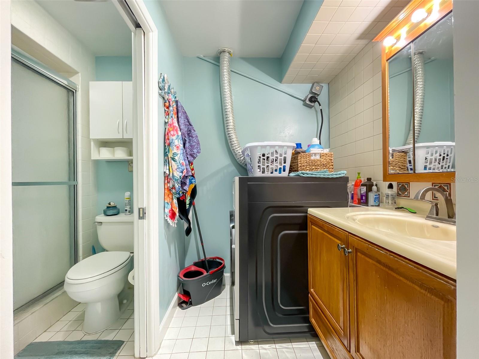 Image 22 of 30 For 4375 Tahitian Gardens Circle B