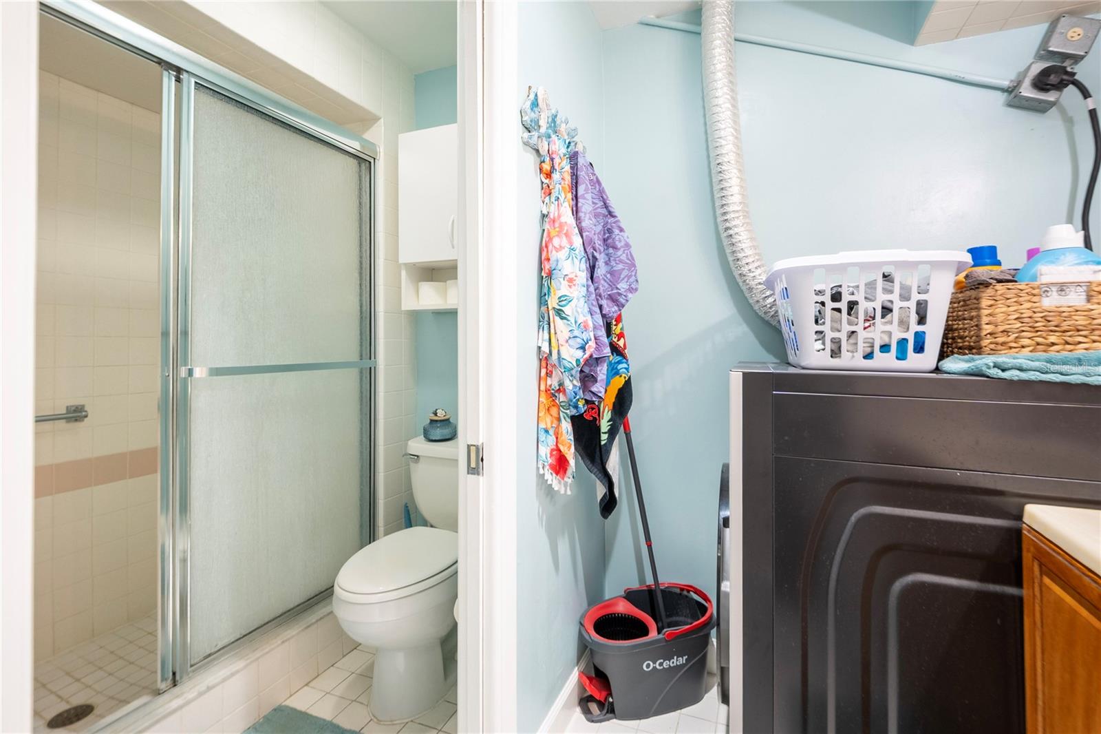 Image 23 of 30 For 4375 Tahitian Gardens Circle B