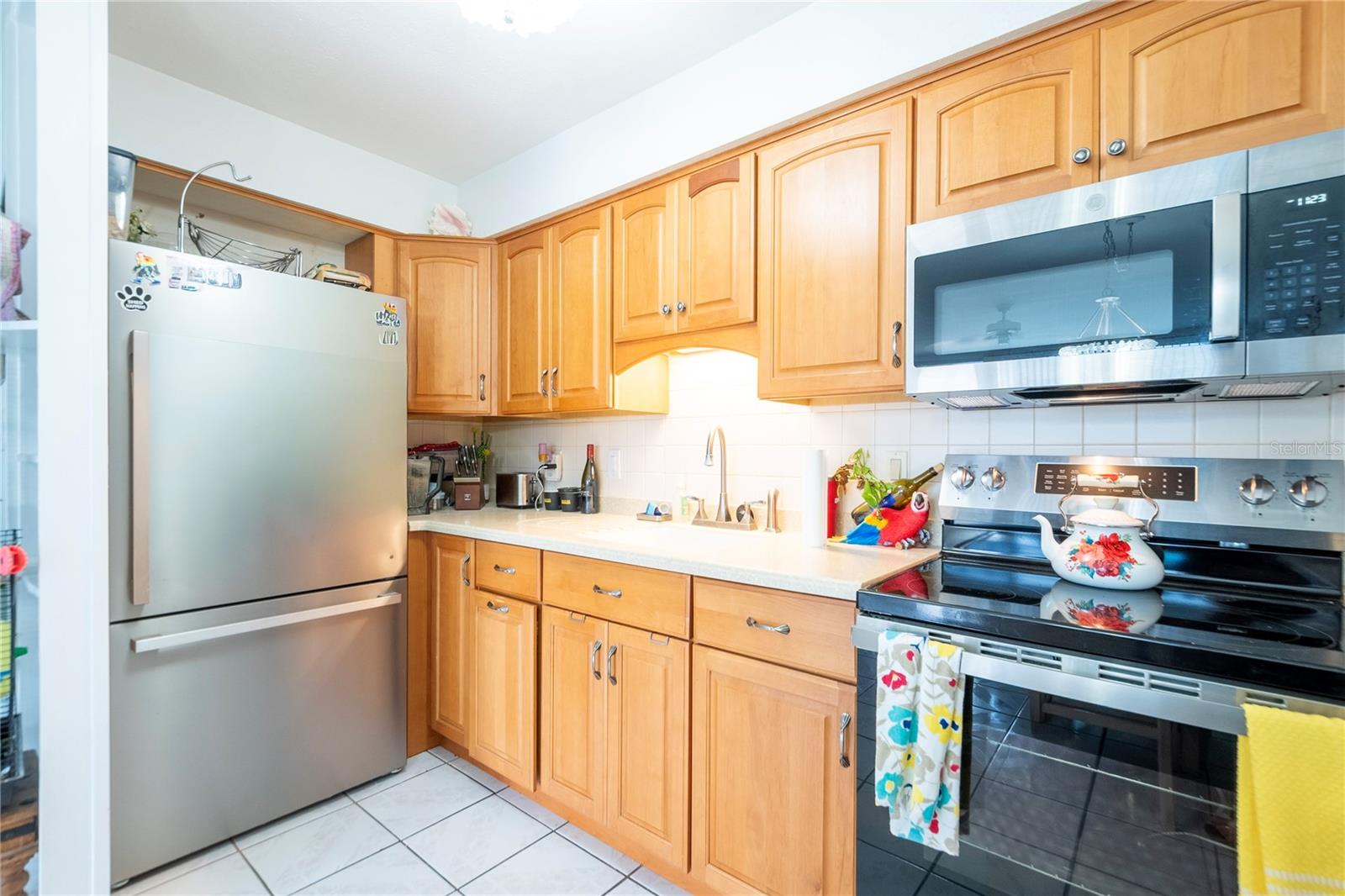 Image 8 of 30 For 4375 Tahitian Gardens Circle B