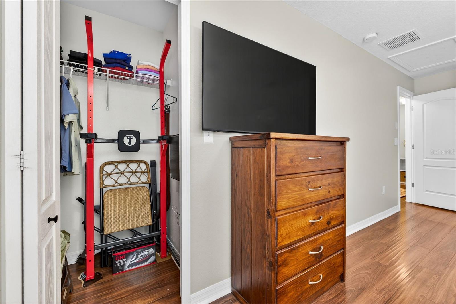 Image 22 of 29 For 2713 Lantern Hill Avenue