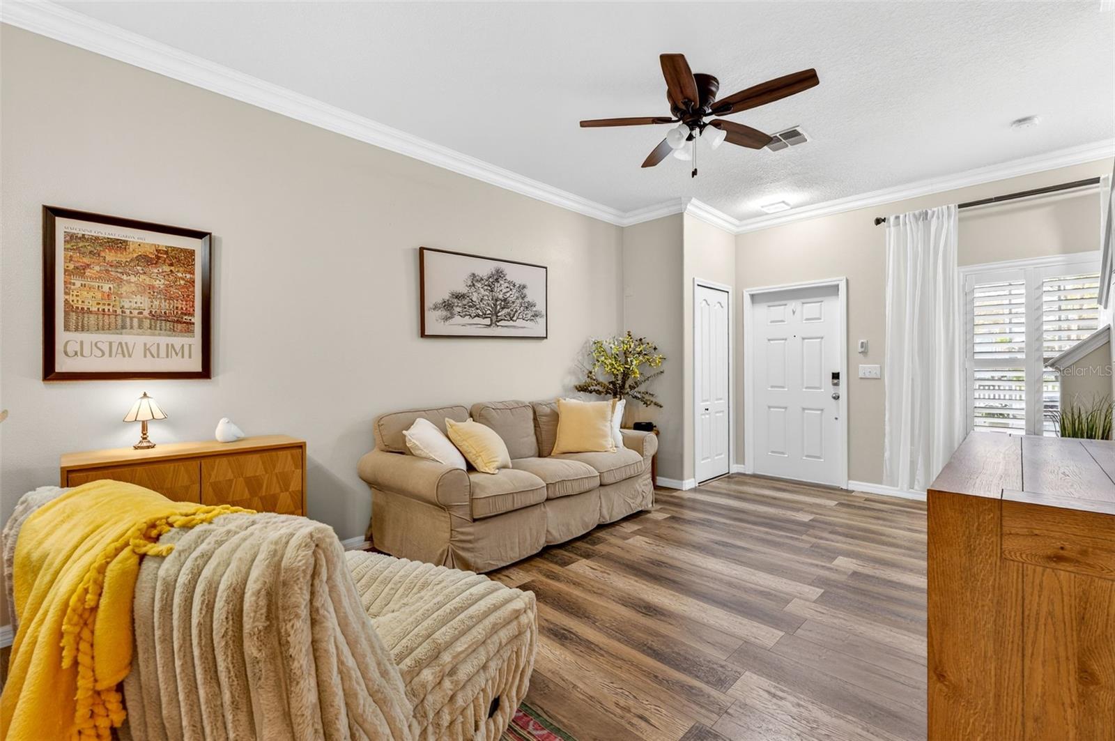 Image 8 of 29 For 2713 Lantern Hill Avenue