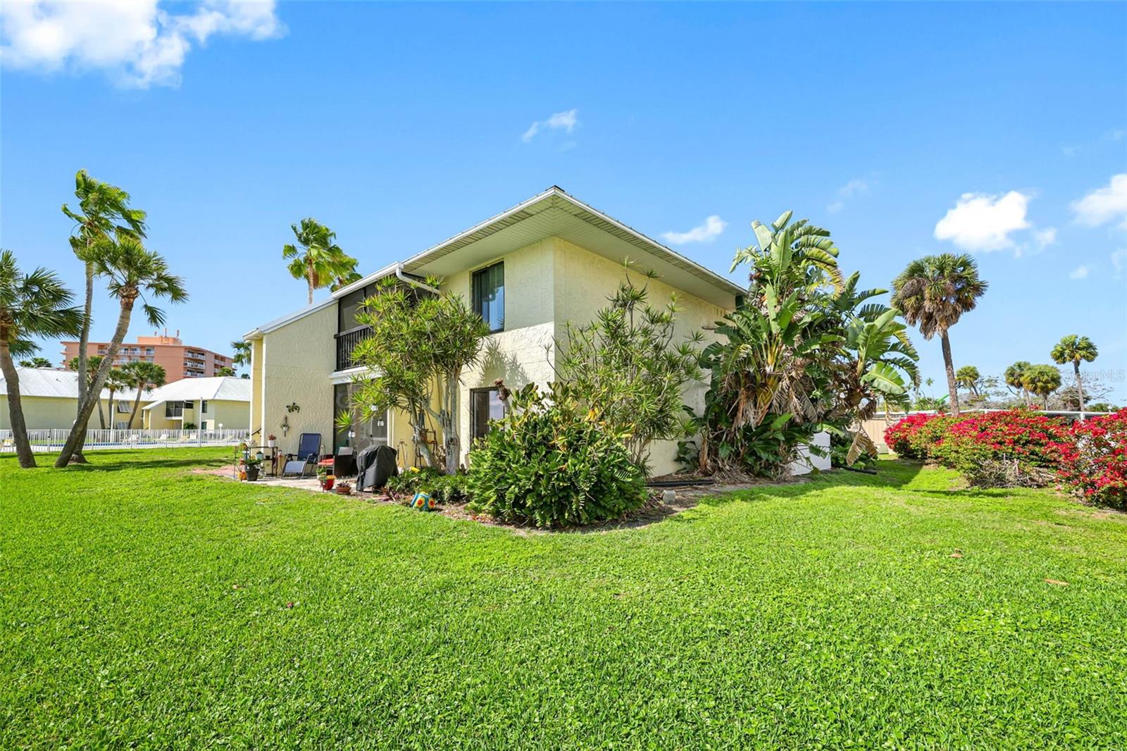 Image 30 of 41 For 7300 Sunshine Skyway Lane S 210