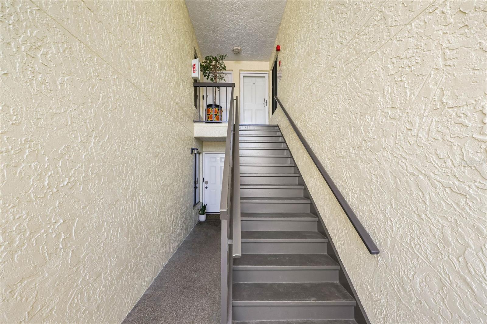 Image 5 of 41 For 7300 Sunshine Skyway Lane S 210