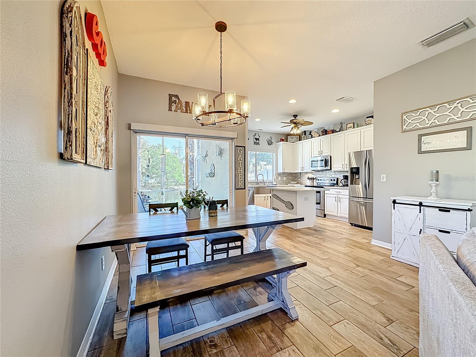 Image 11 of 39 For 9244 River Rock Lane