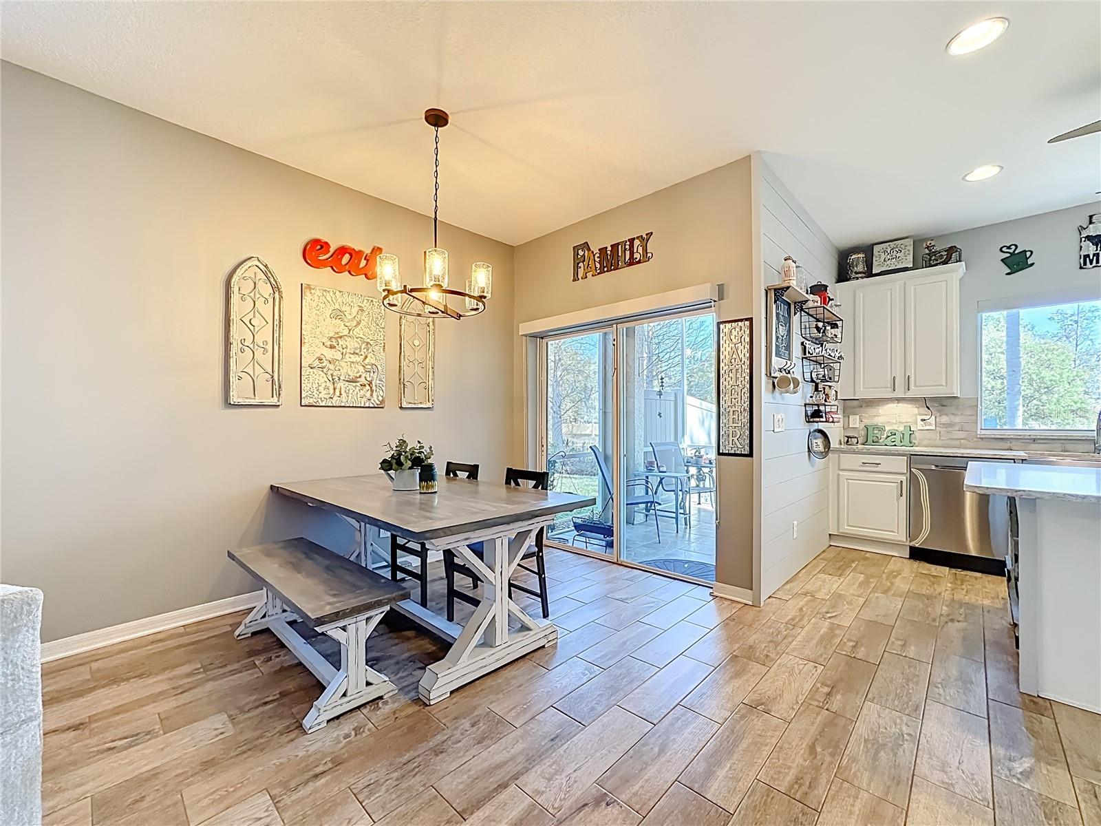 Image 12 of 39 For 9244 River Rock Lane