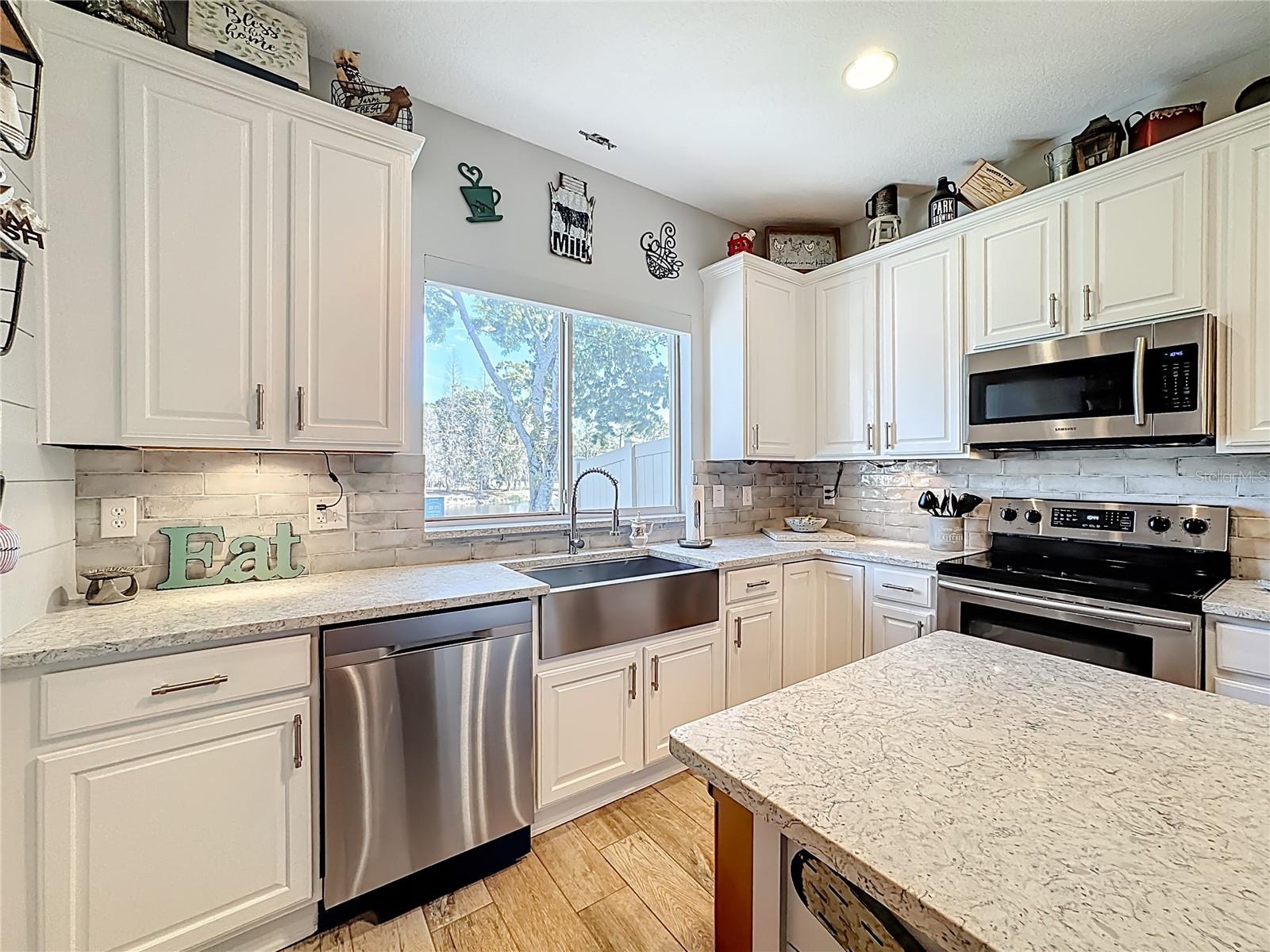 Image 14 of 39 For 9244 River Rock Lane