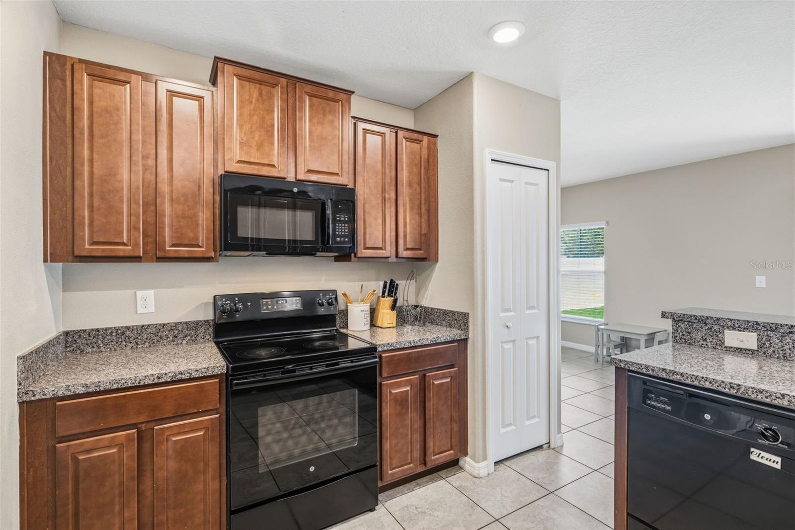 Image 14 of 28 For 4002 Cat Mint Street