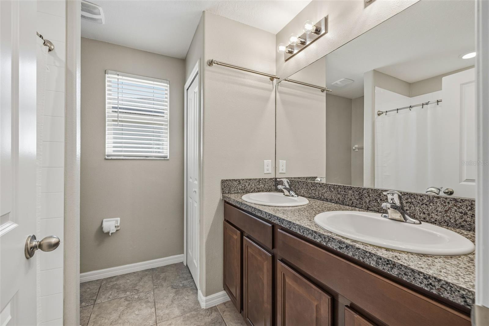 Image 18 of 28 For 4002 Cat Mint Street