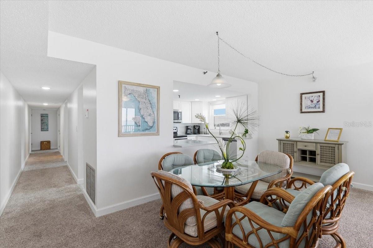 Image 12 of 59 For 15400 Gulf Blvd  501