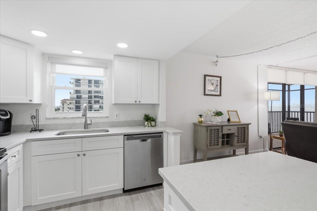 Image 15 of 59 For 15400 Gulf Blvd  501