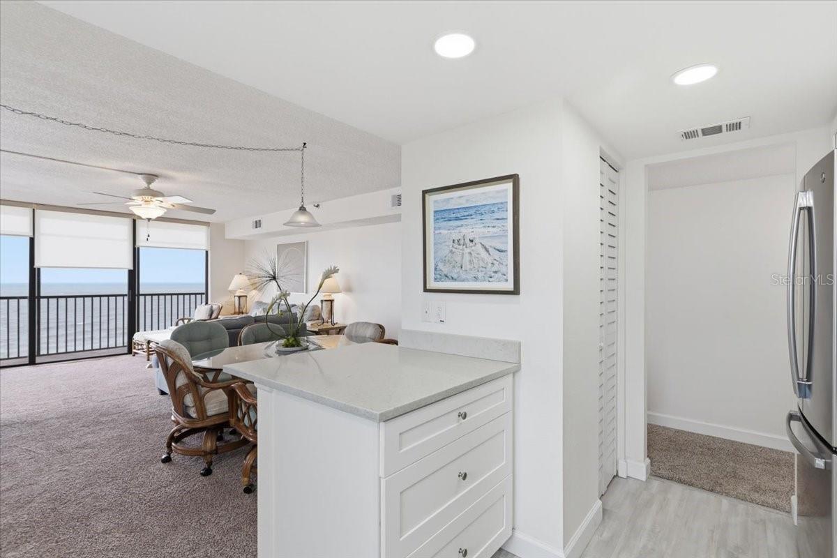 Image 18 of 59 For 15400 Gulf Blvd  501