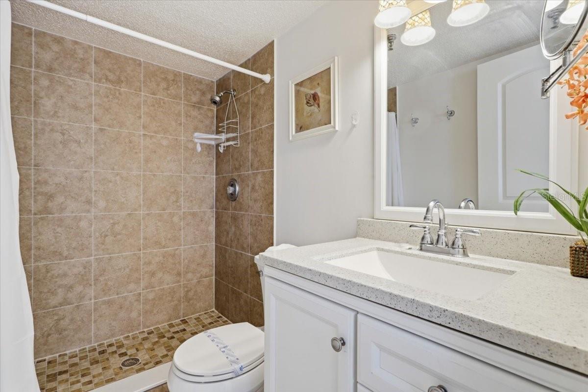 Image 24 of 59 For 15400 Gulf Blvd  501