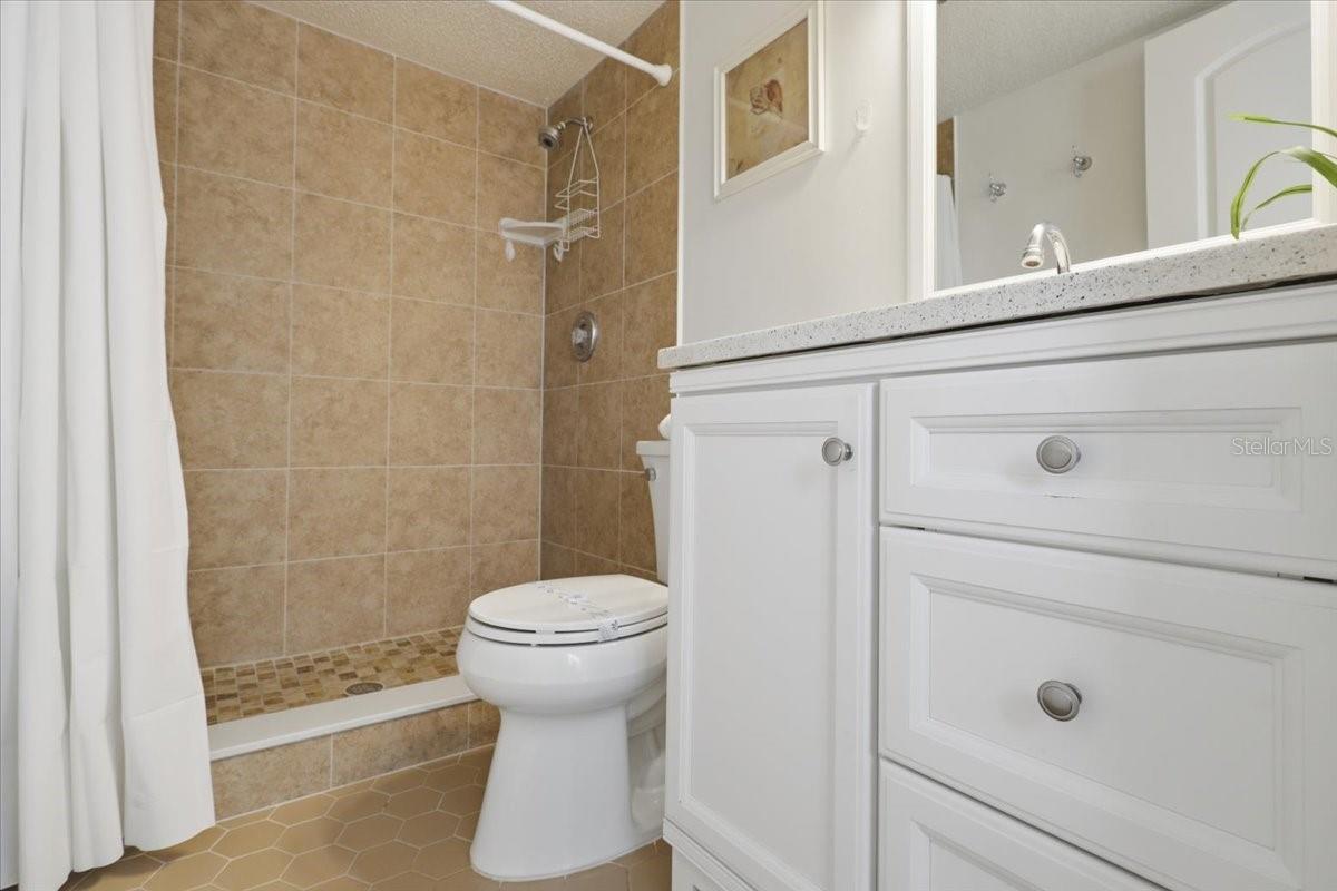 Image 25 of 59 For 15400 Gulf Blvd  501