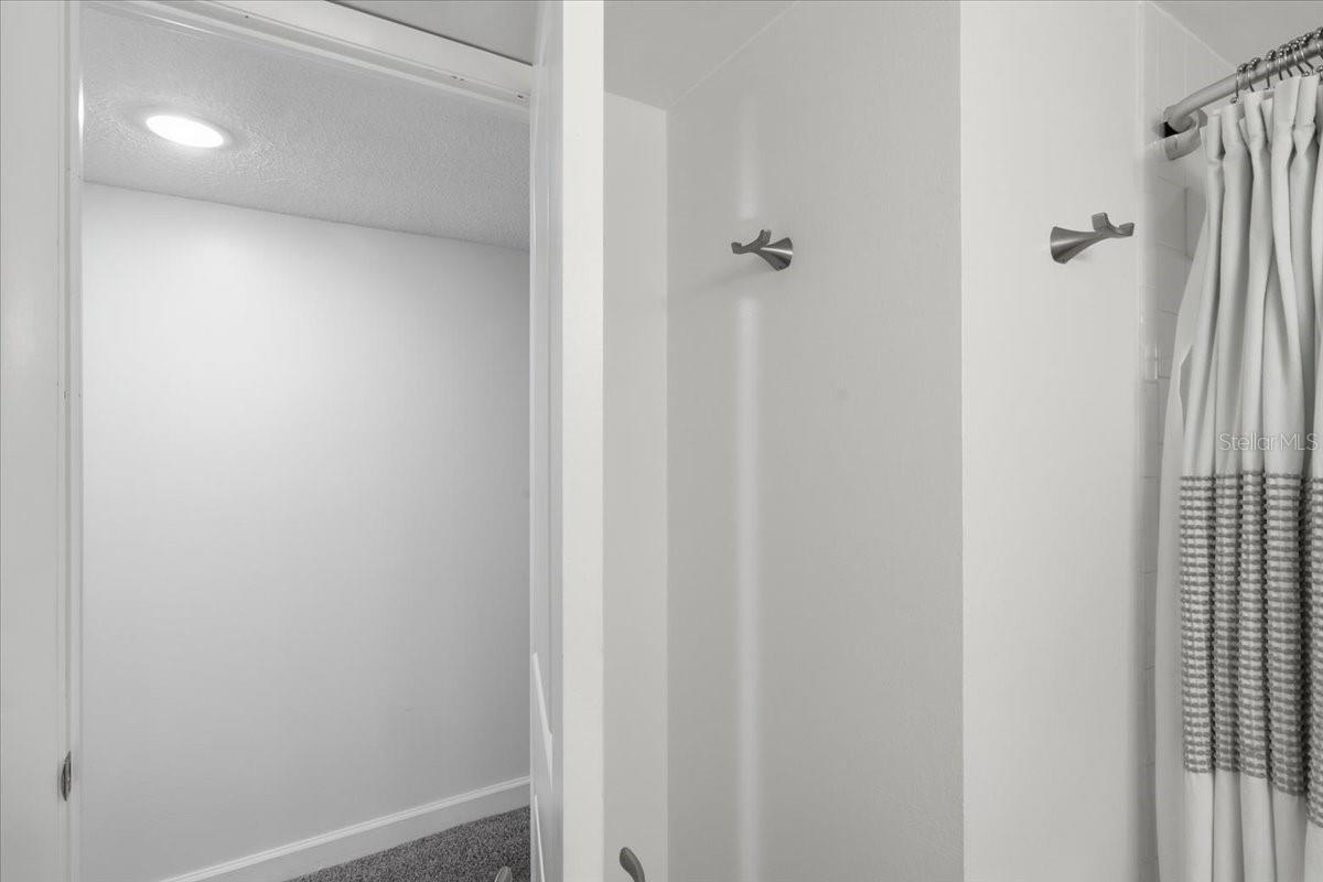 Image 34 of 59 For 15400 Gulf Blvd  501