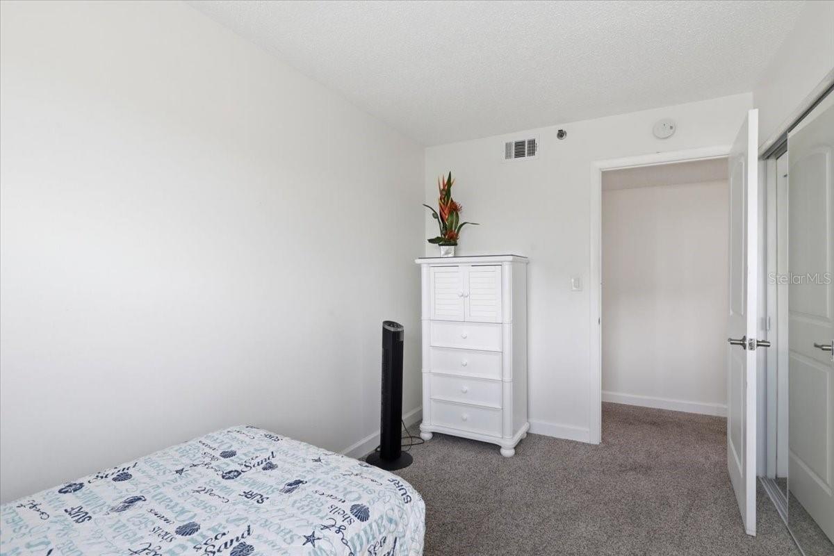 Image 37 of 59 For 15400 Gulf Blvd  501