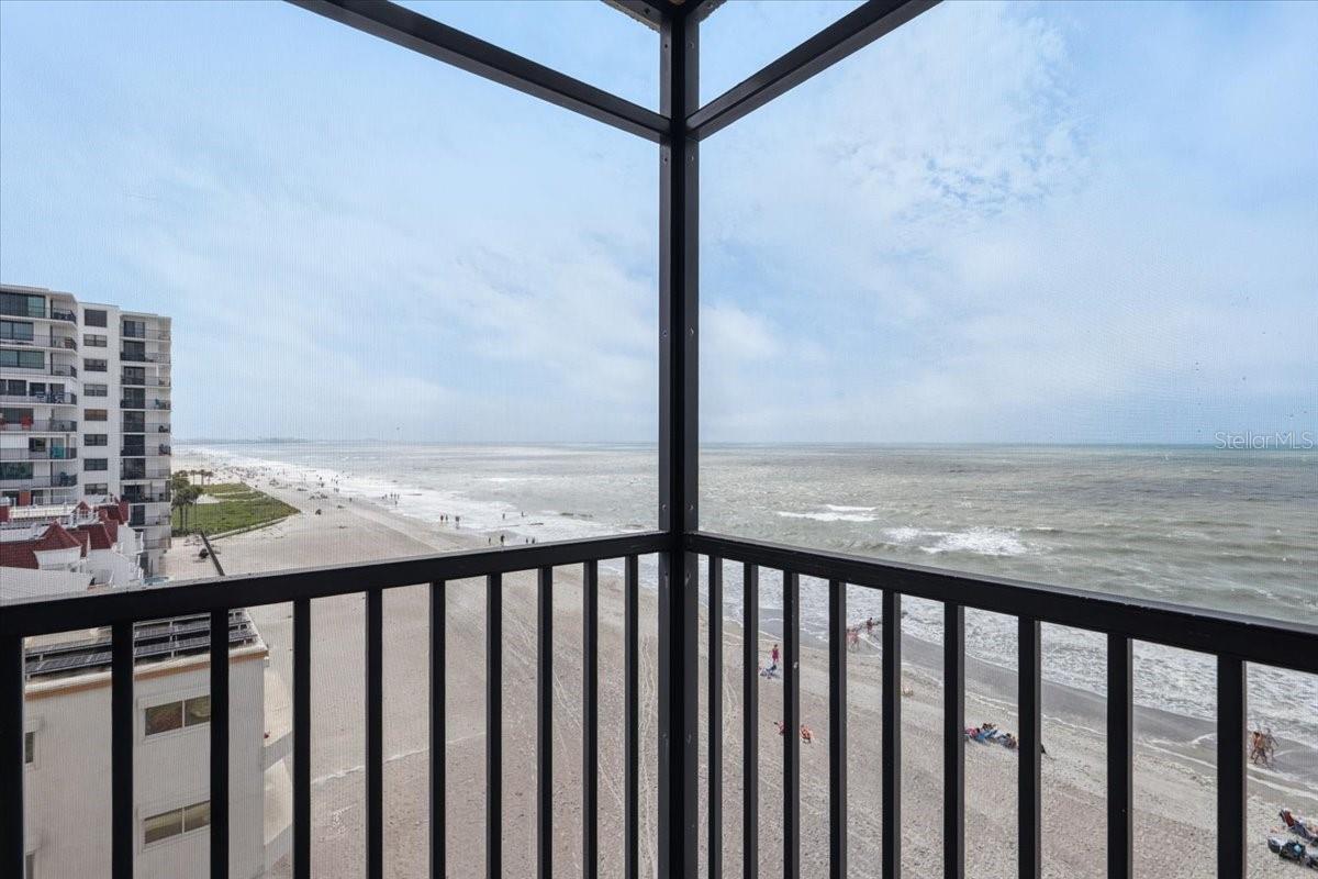 Image 4 of 59 For 15400 Gulf Blvd  501