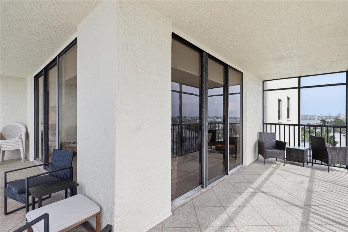 Image 45 of 59 For 15400 Gulf Blvd  501