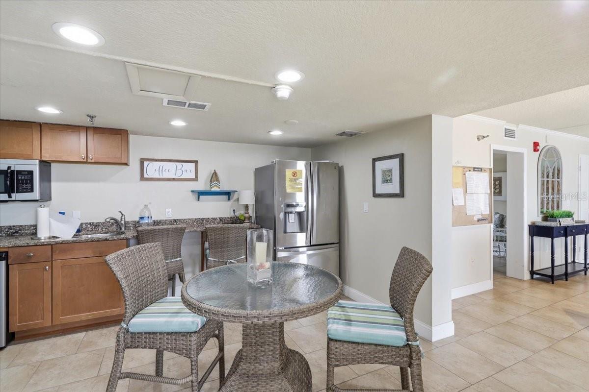 Image 56 of 59 For 15400 Gulf Blvd  501